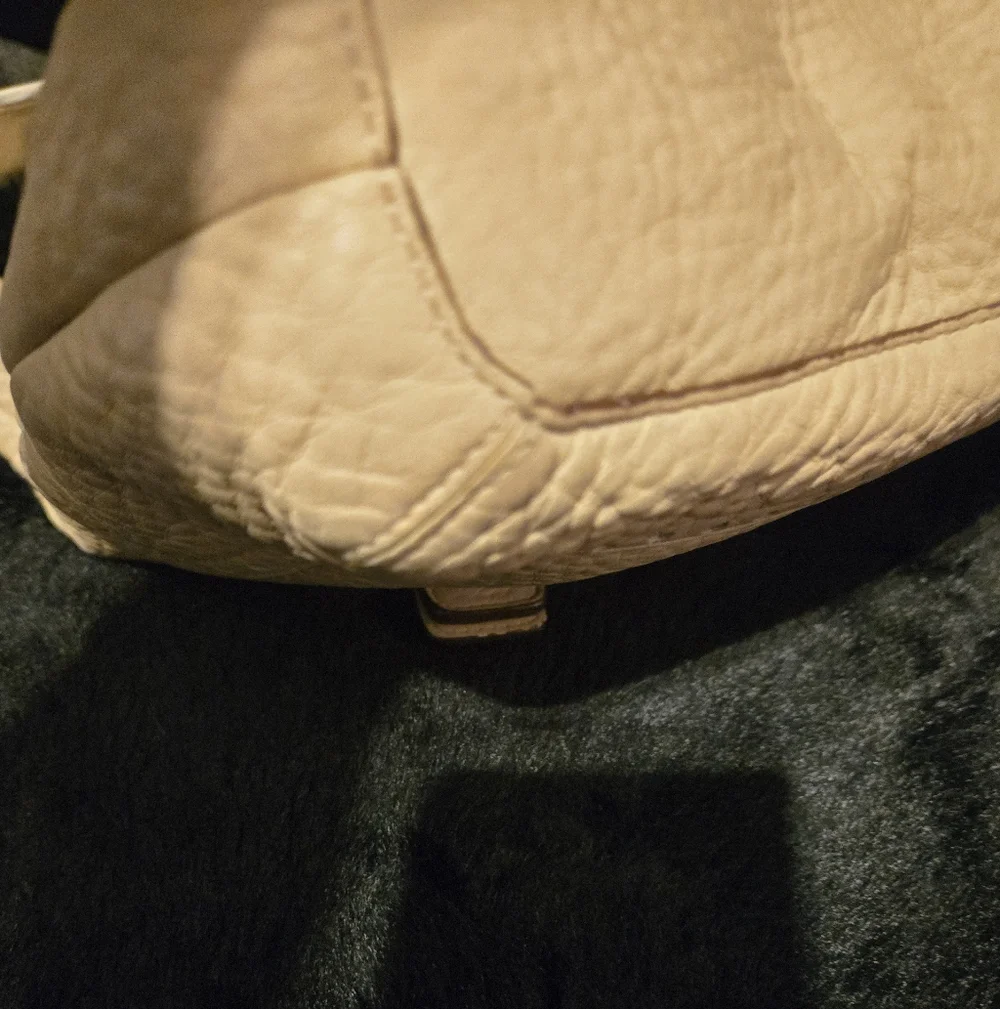 Coach Vintage Tan Pebble Leather Hobo Bag #5054 - Picture 10 of 15